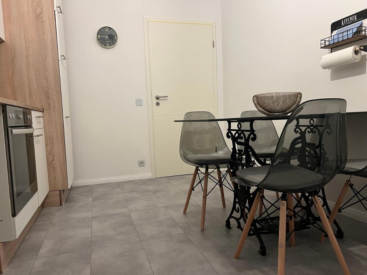 Exklusive 2 Eg Mit Balkon In Lage! * Бремен